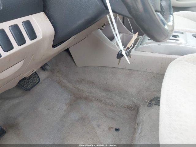 Toyota Tacoma Prerunner V6 Image 13