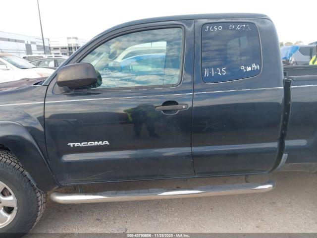 Toyota Tacoma Prerunner V6 Image 15