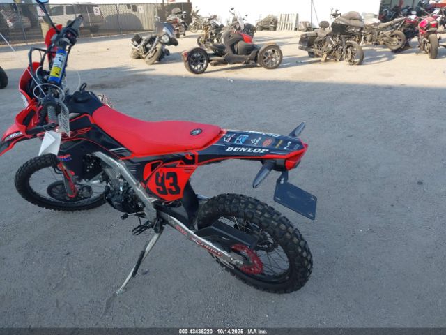 Honda Crf450 Rl Image 6