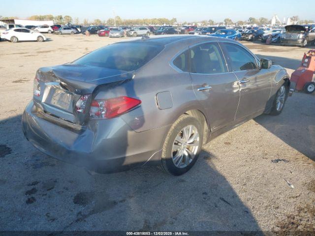 INFINITI M37 Image 4