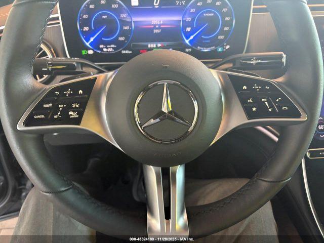 Mercedes-Benz EQE Image 5