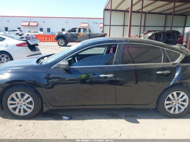 Nissan Altima 2.5 S Image 14