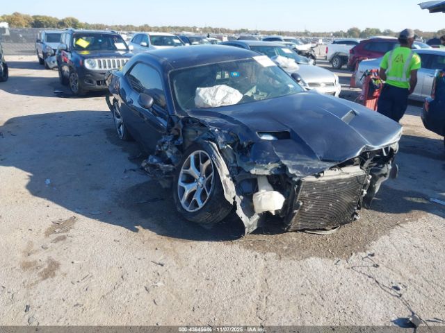 Dodge Challenger Sxt Image 1