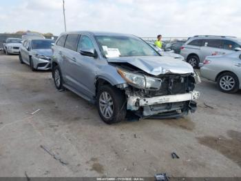 Salvage Toyota Highlander