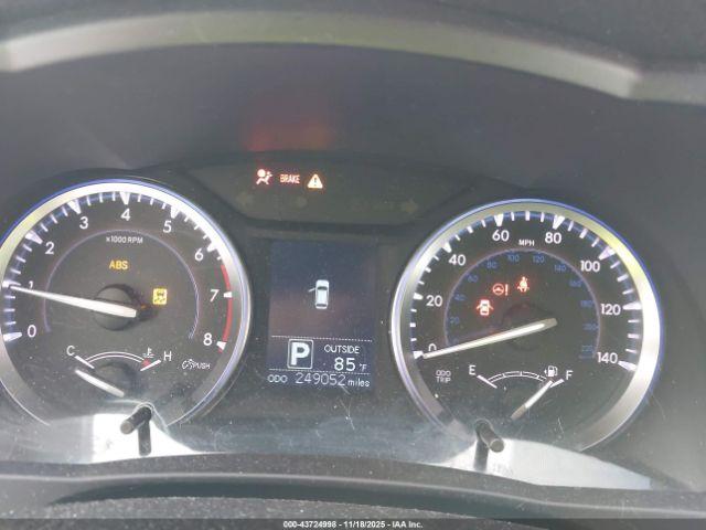 Toyota Highlander Le V6 Image 16