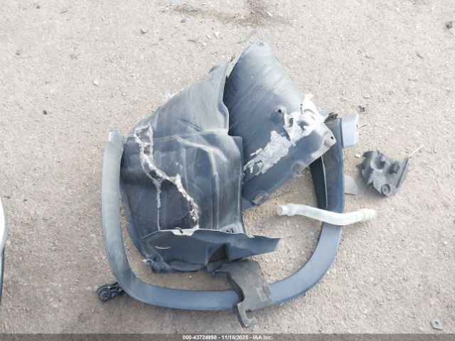 Toyota Highlander Le V6 Image 4