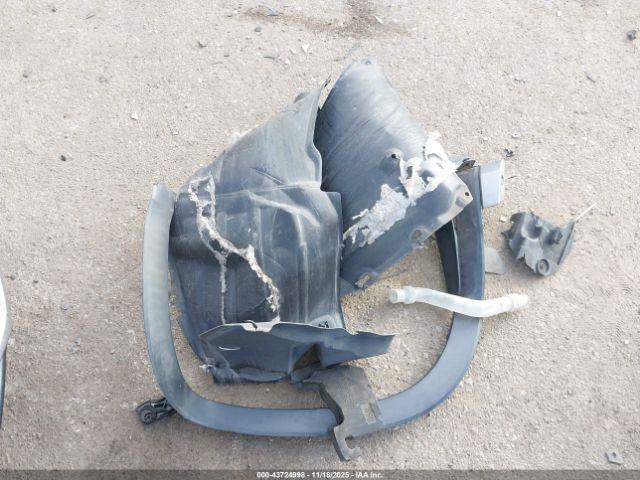 Toyota Highlander Le V6 Image 4