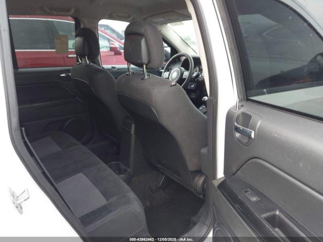 Jeep Compass Sport Image 3