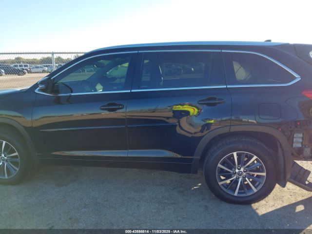 Toyota Highlander Xle Image 15