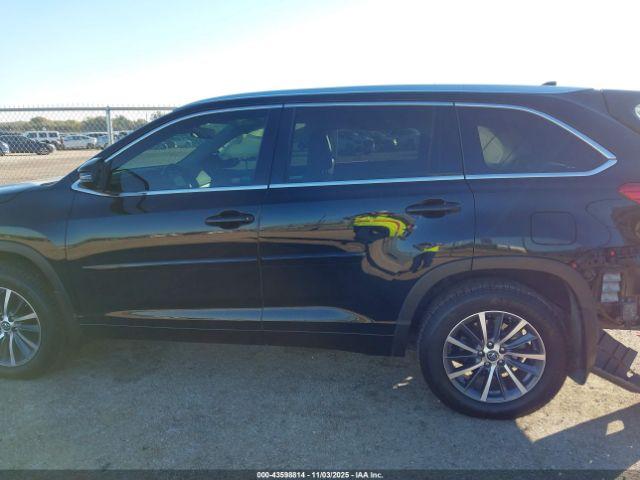 Toyota Highlander Xle Image 15