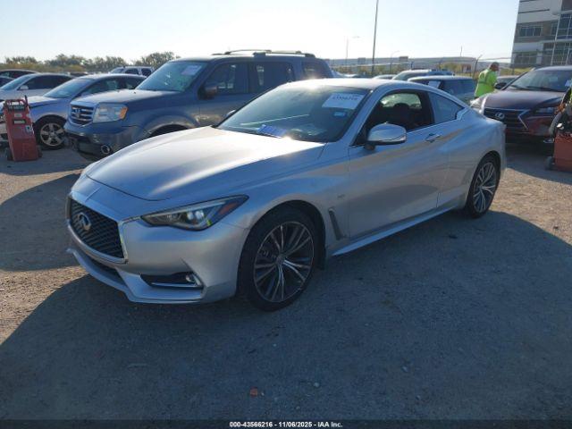 INFINITI Q60 2.0t Image 15