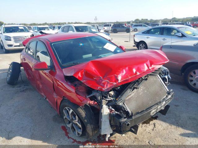  Salvage Kia Forte