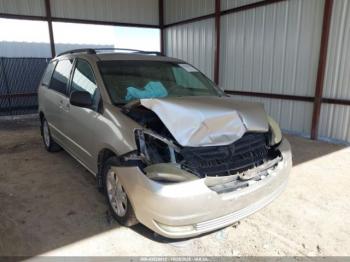  Salvage Toyota Sienna