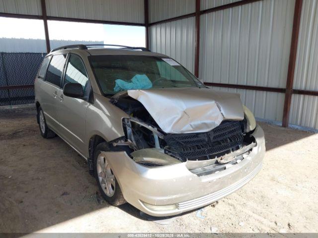 Salvage Toyota Sienna