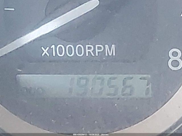 Toyota Sienna Xle Image 6