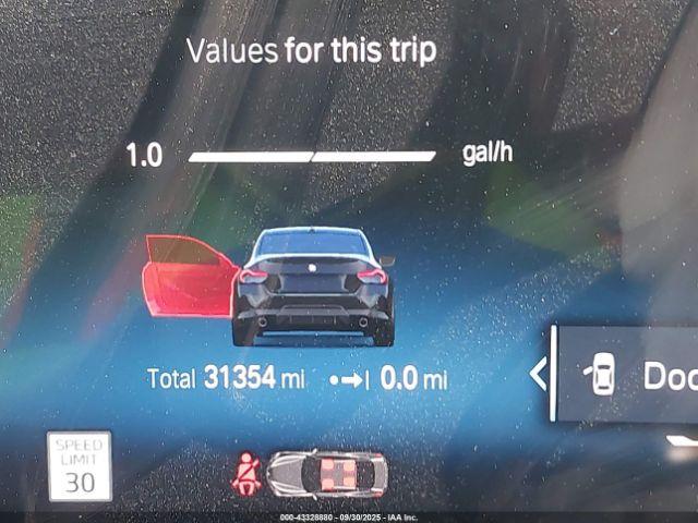 BMW 2 Series I Image 16