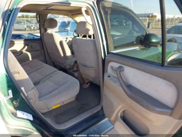 Toyota Sequoia Sr5 V8 Image 7