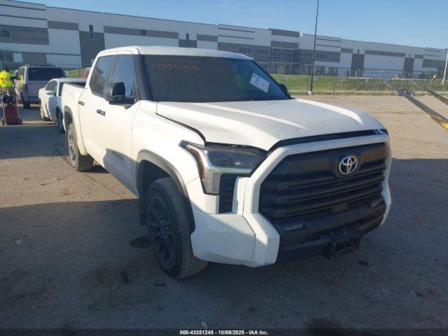  Salvage Toyota Tundra