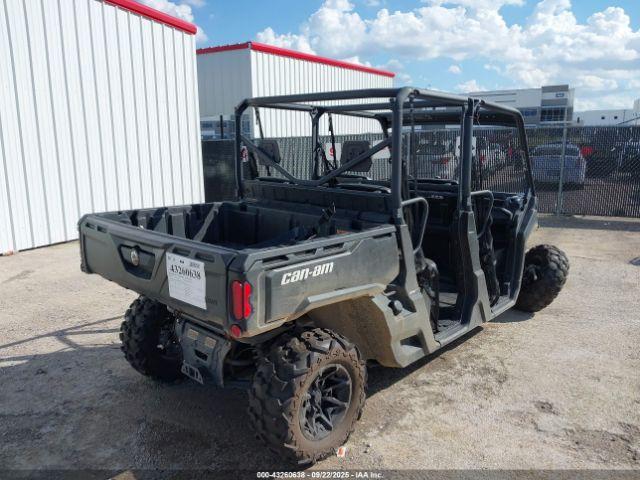 Can-Am Defender Max Image 8
