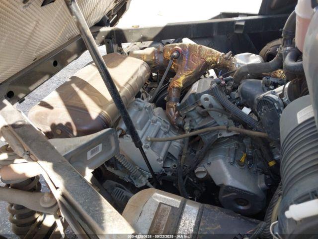 Can-Am Defender Max Image 13