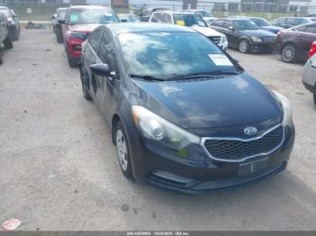  Salvage Kia Forte