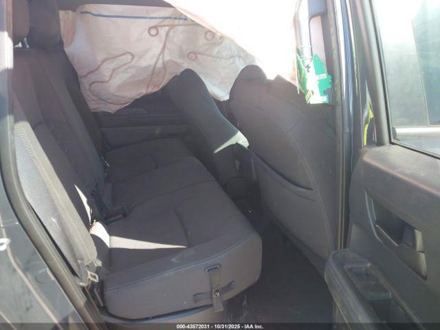 Toyota Tacoma Sr5 Image 10