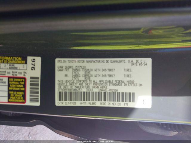 Toyota Tacoma Sr5 Image 4