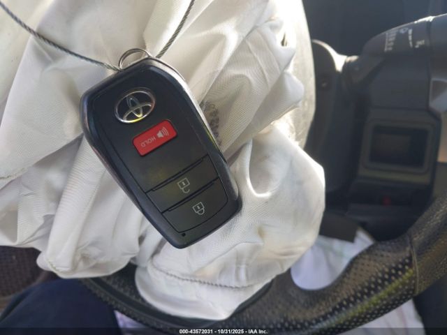 Toyota Tacoma Sr5 Image 11