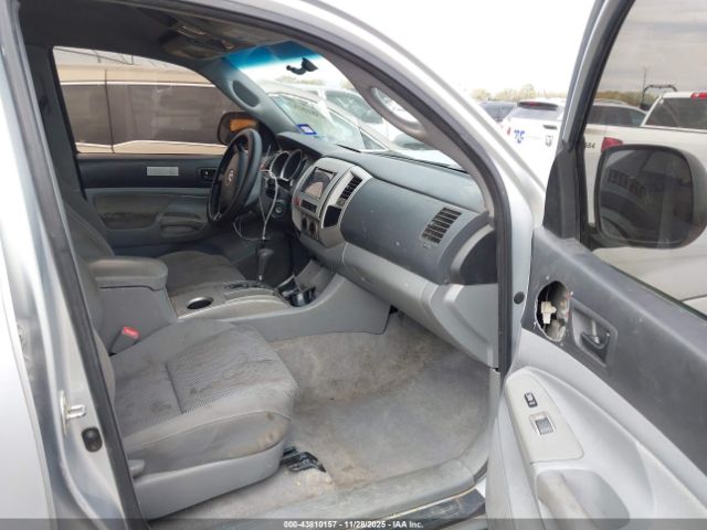 Toyota Tacoma Prerunner V6 Image 10