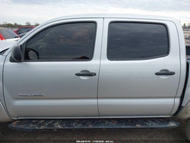 Toyota Tacoma Prerunner V6 Image 14