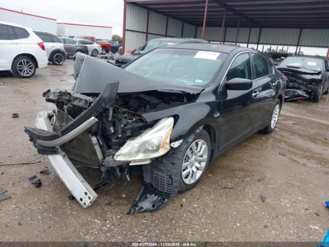 Nissan Altima Image 16