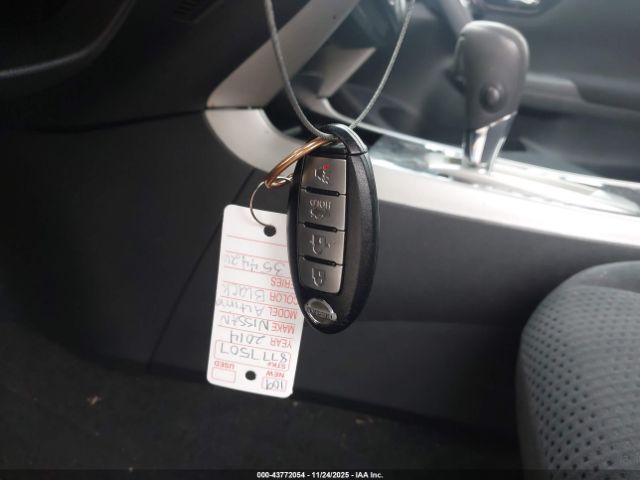 Nissan Altima Image 7