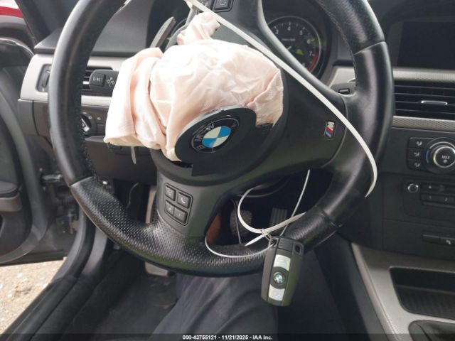 BMW 3 Series Image 16