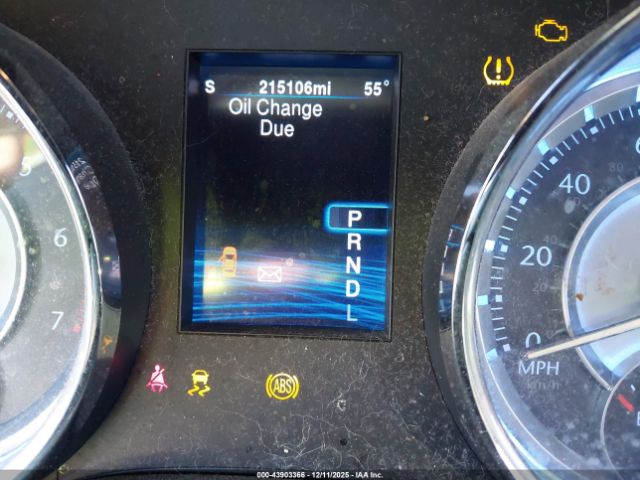 Chrysler 300 Image 7