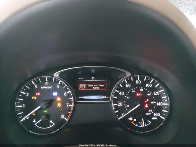 Nissan Altima 2.5 S Image 8