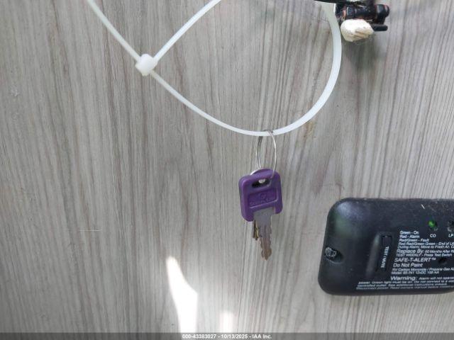 Forest River Wildwood Image 9