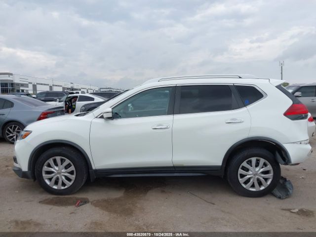 Nissan Rogue S Image 11