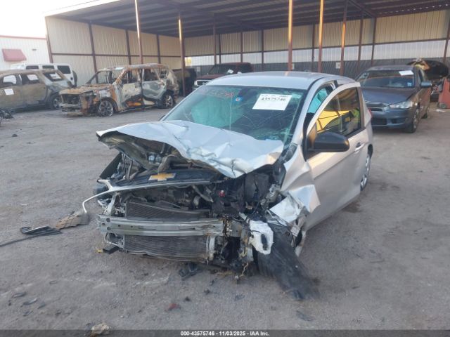 Chevrolet Spark Ls Cvt Image 16