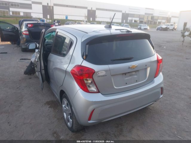 Chevrolet Spark Ls Cvt Image 12
