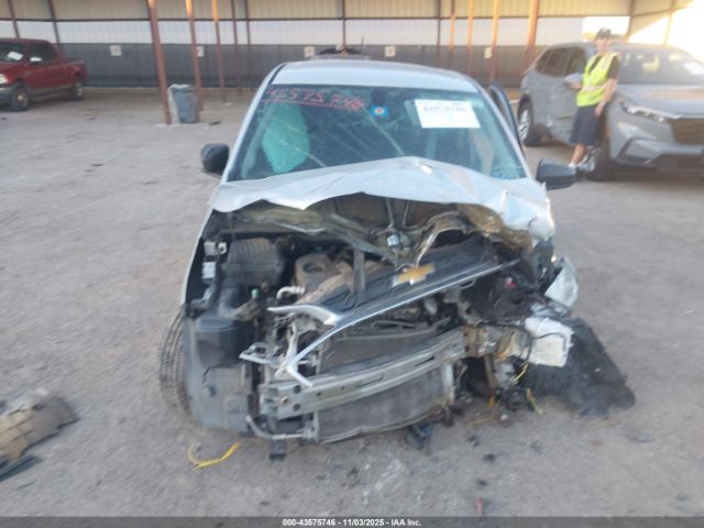 Chevrolet Spark Ls Cvt Image 5