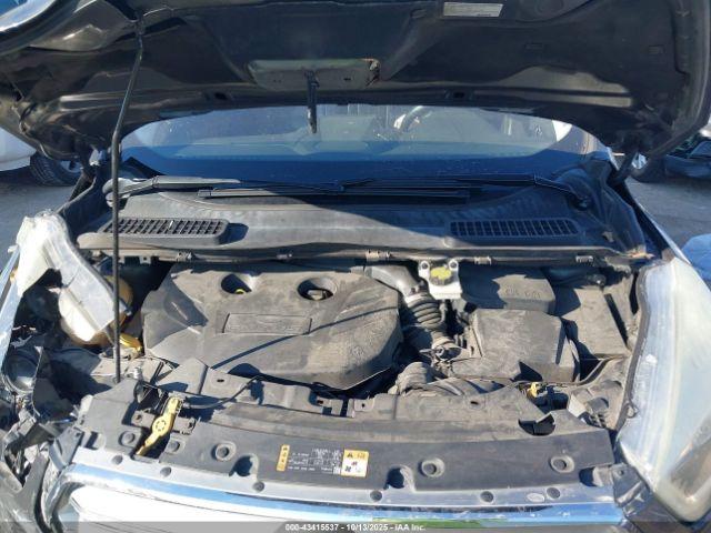 Ford Escape Titanium Image 3