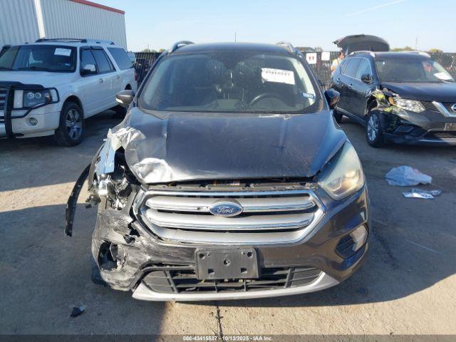 Ford Escape Titanium Image 6