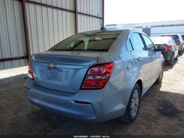 Chevrolet Sonic Lt Auto Image 12