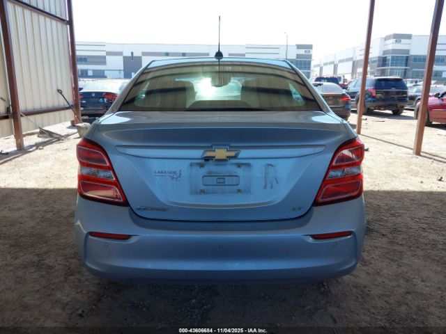 Chevrolet Sonic Lt Auto Image 5