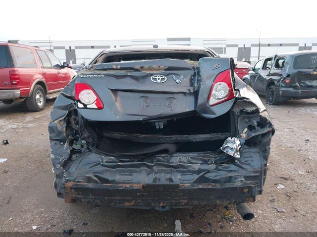 Toyota Corolla S Image 11