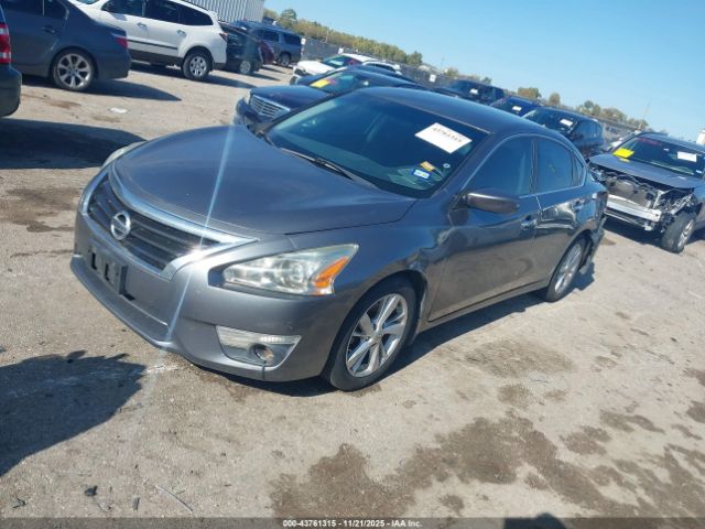 Nissan Altima 2.5 Sv Image 2