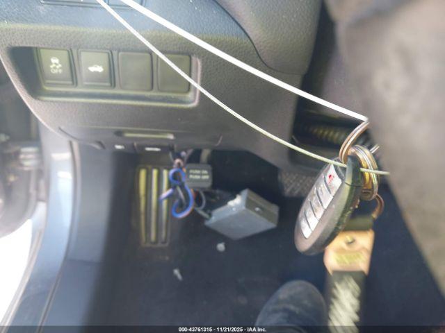 Nissan Altima 2.5 Sv Image 8