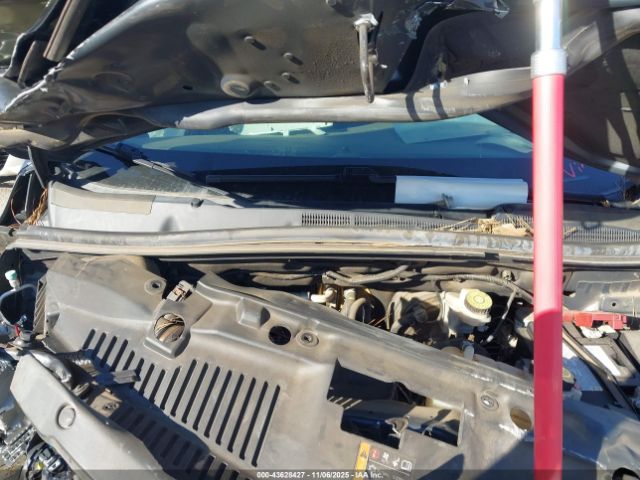 Buick Encore Preferred Image 3