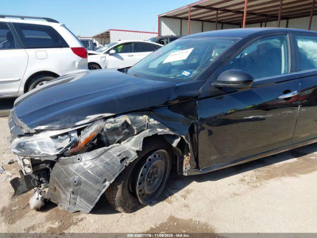 Nissan Altima S Fwd Image 8