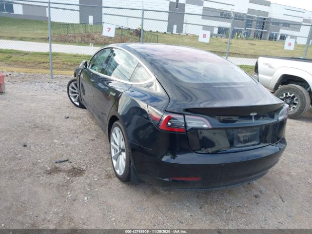 Tesla Model 3 Image 13